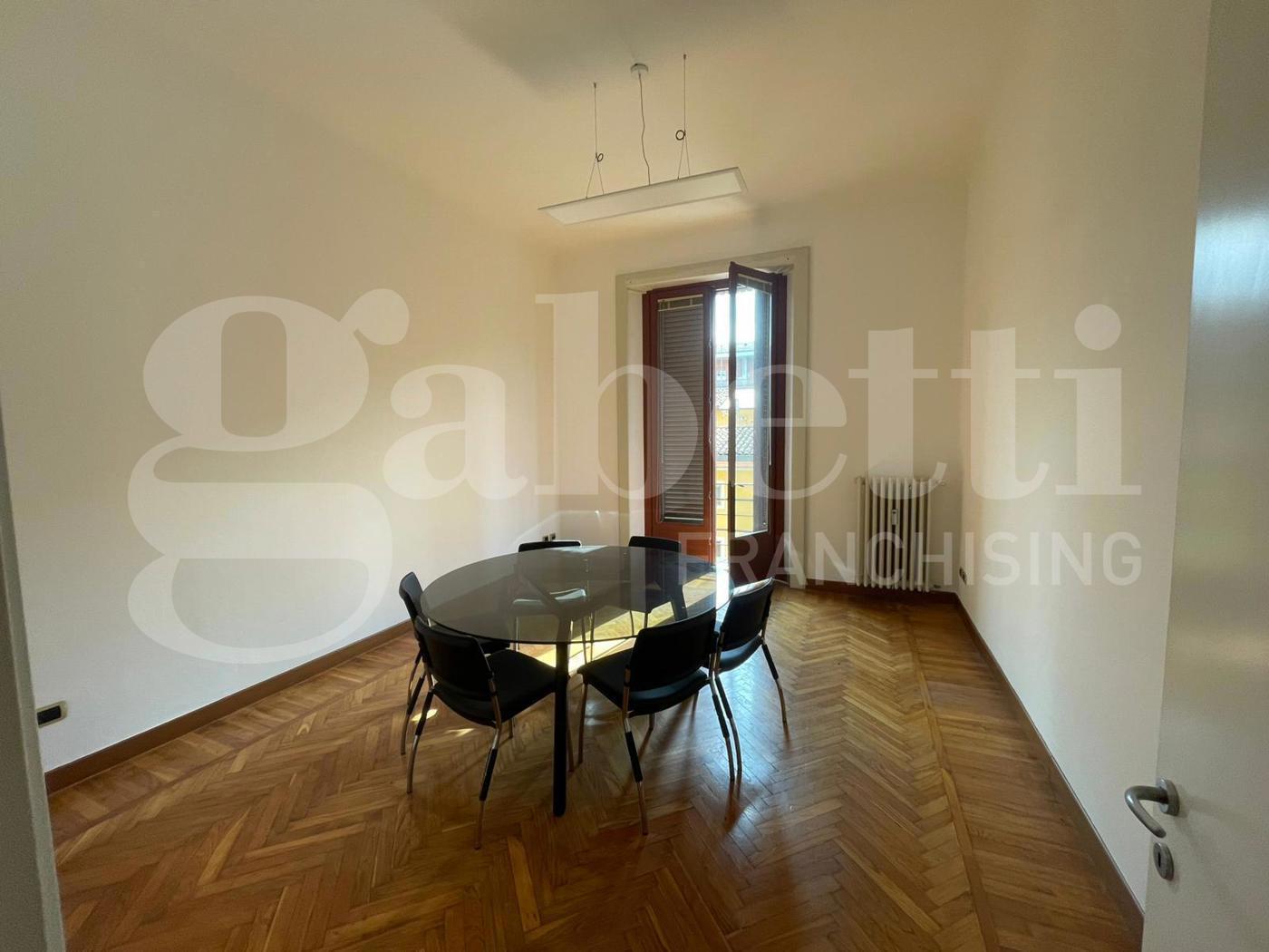 Ufficio in affitto a Cremona