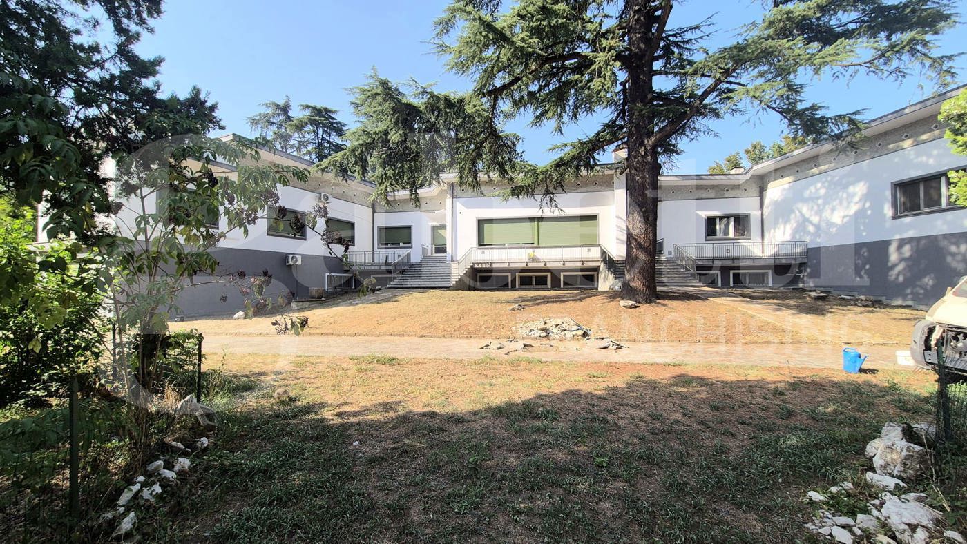 Villa con giardino a Cremona