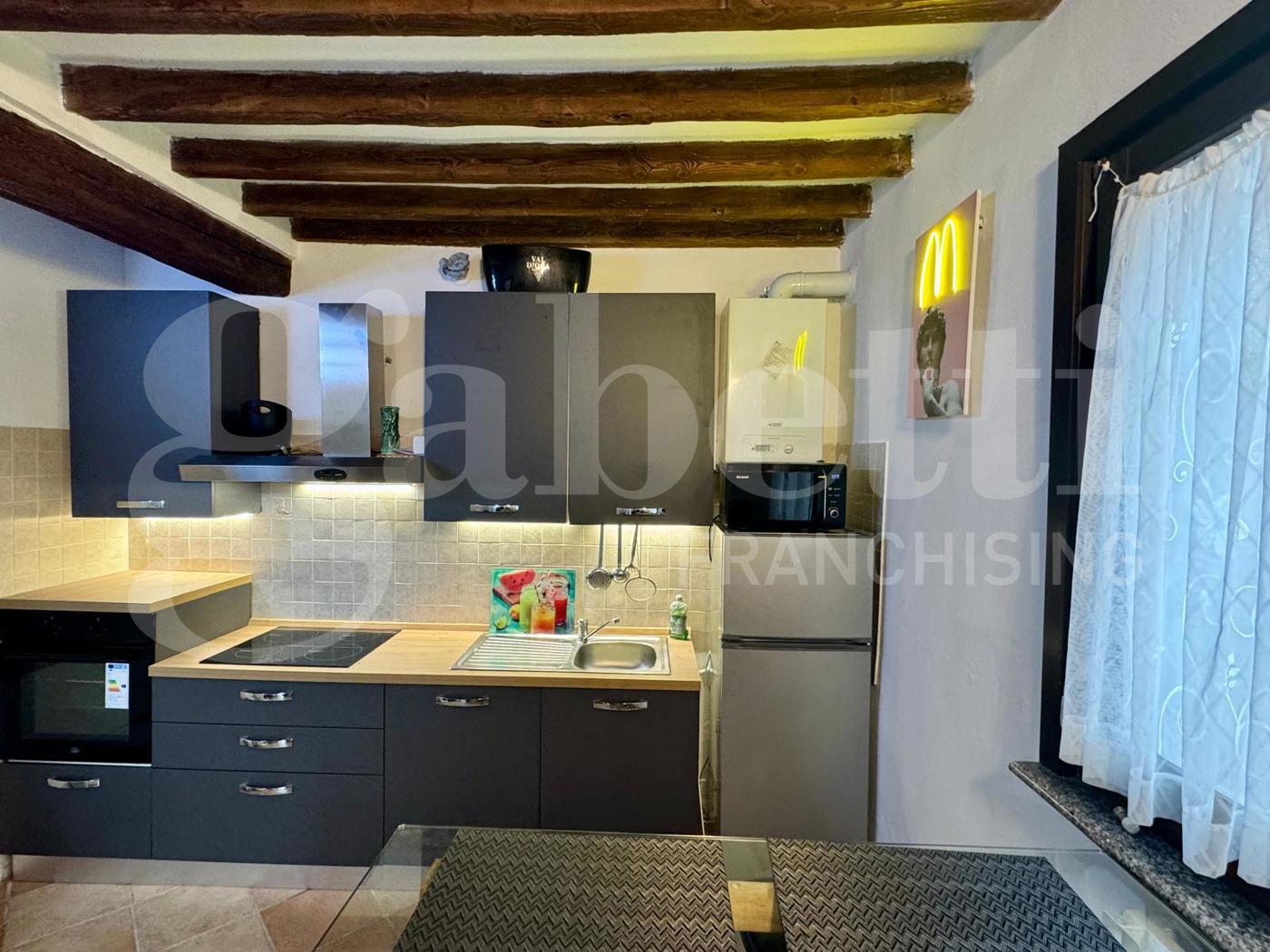 Casa indipendente in vendita a Cremona