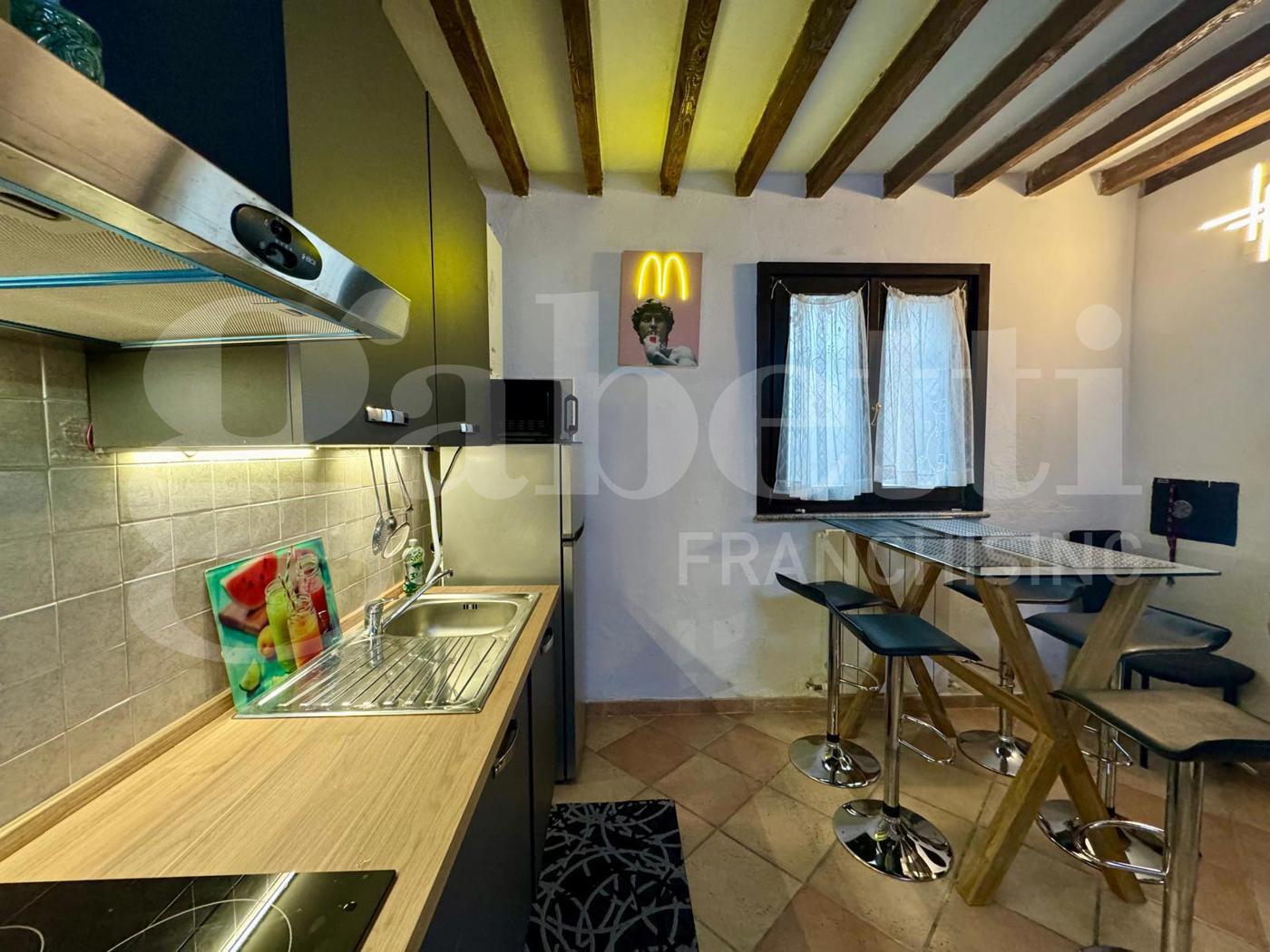 Casa indipendente in vendita a Cremona