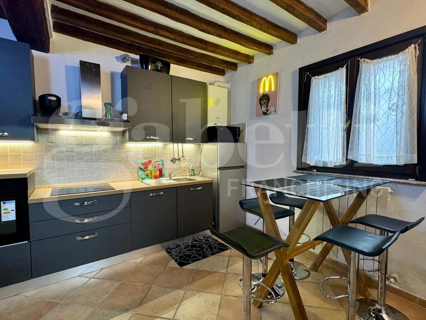 Casa indipendente in vendita a Cremona