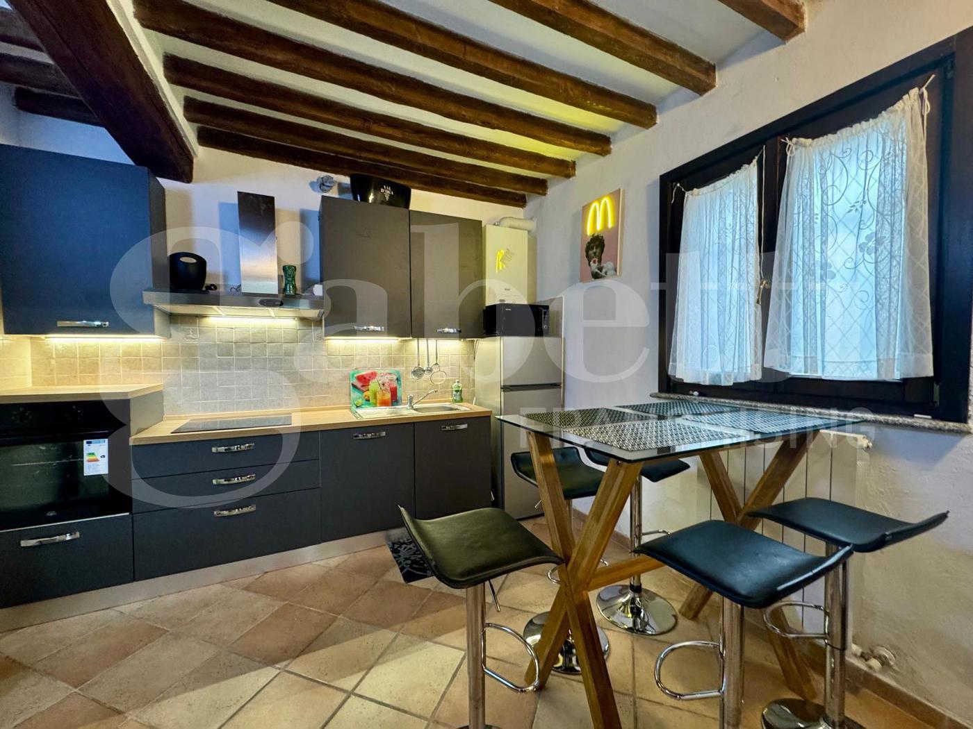 Casa indipendente in vendita a Cremona