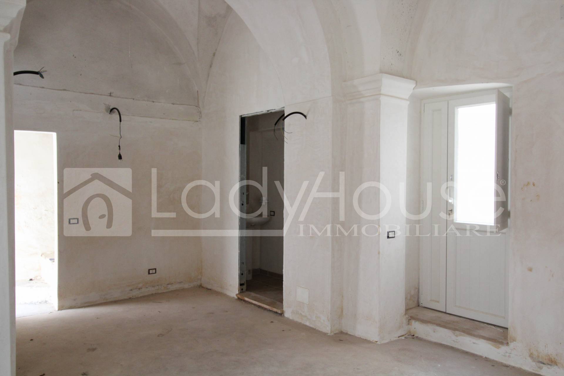 Appartamento in vendita a Matino