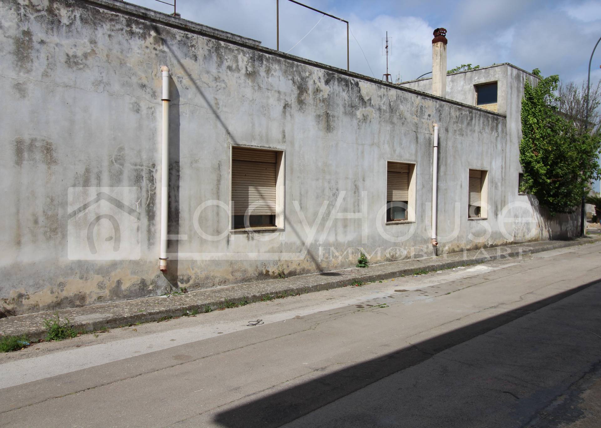 Casa indipendente in vendita a Poggiardo