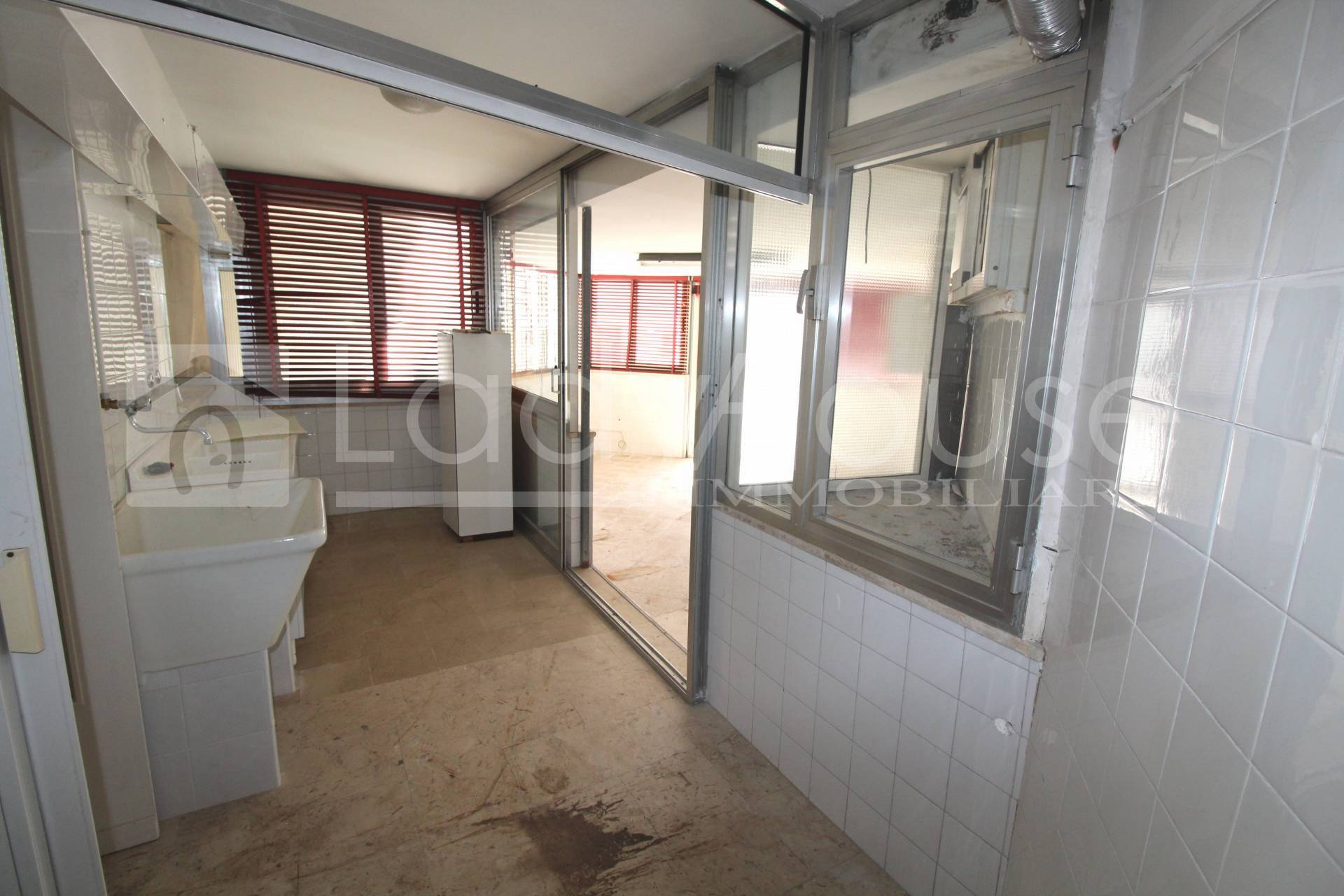 Locale commerciale in vendita a Gallipoli