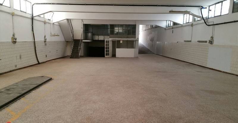 Locale Artigianale in vendita a Parabita