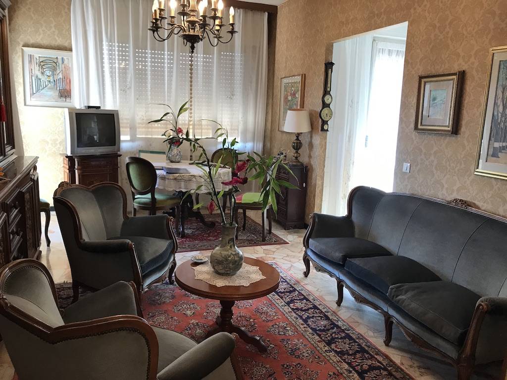 Appartamento in vendita a Savona, Oltreletimbro