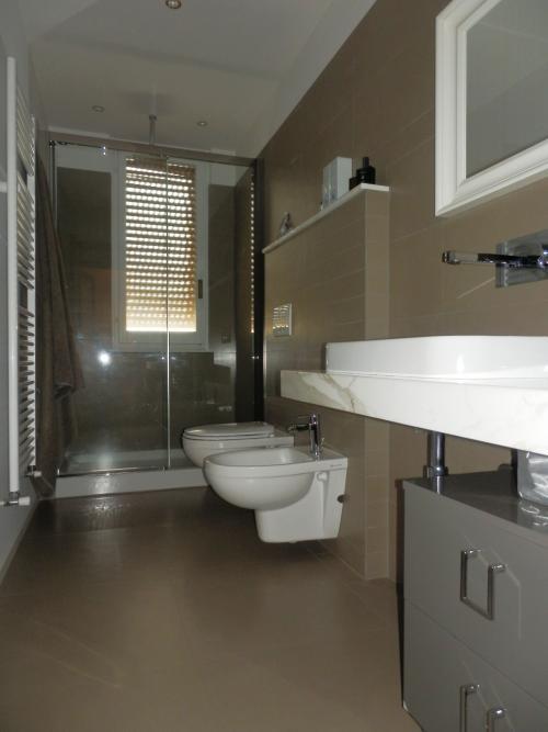 Appartamento in vendita a Savona, Valloria