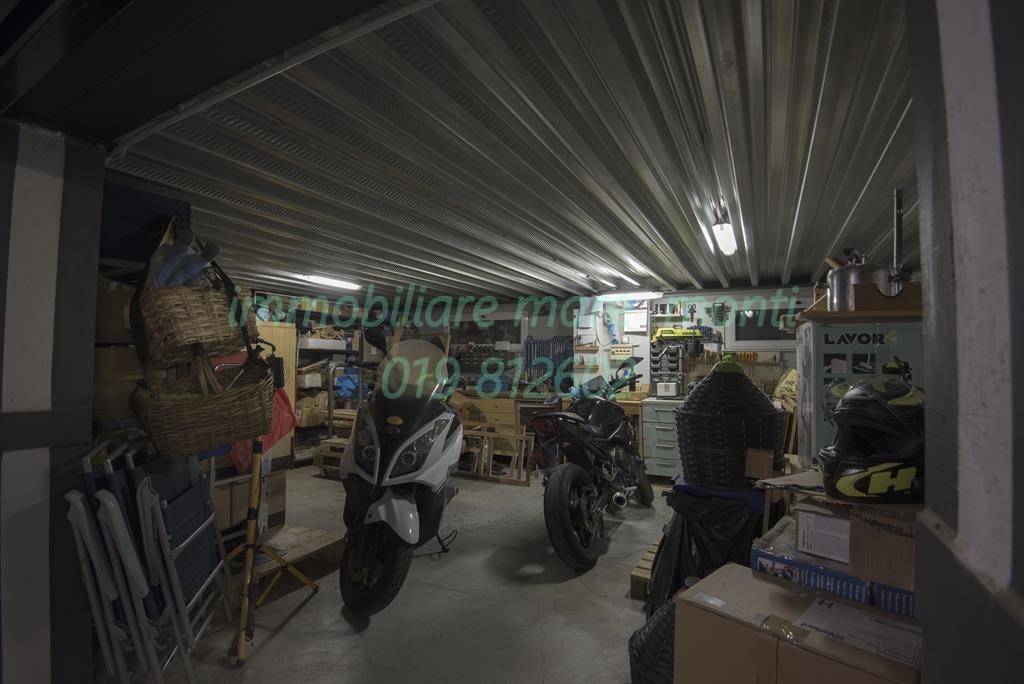 Box o garage in vendita a Savona, La Rusca