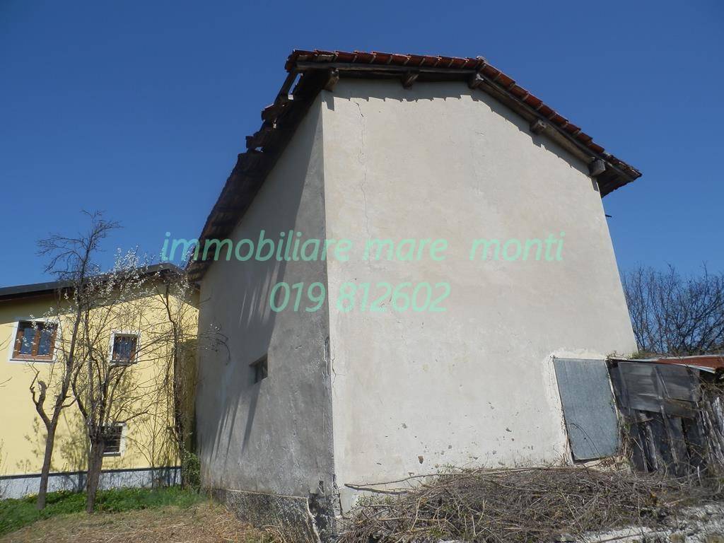 Casa singola in vendita a Giusvalla