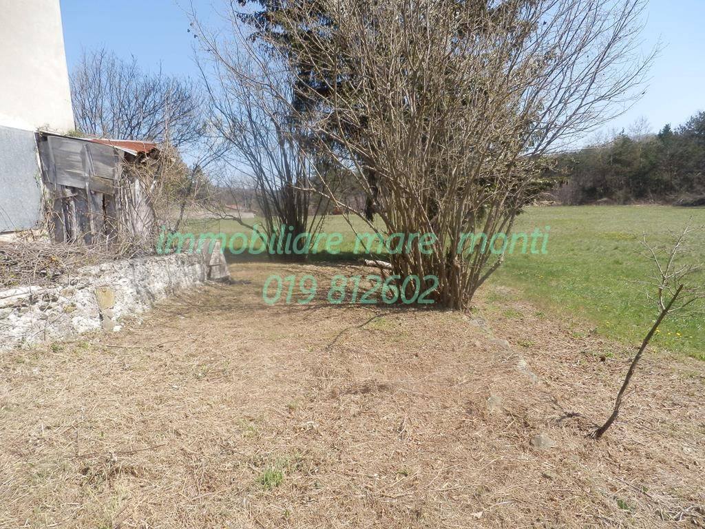 Casa singola in vendita a Giusvalla