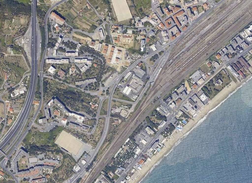 Appartamento in vendita a Savona, Centro