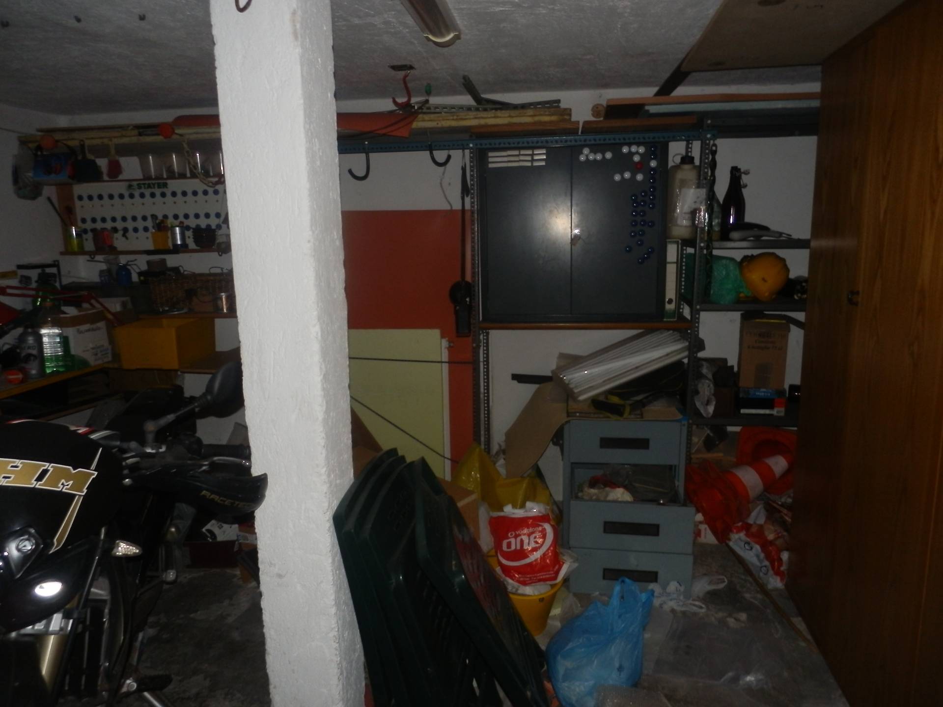 Magazzino in vendita a Vado Ligure