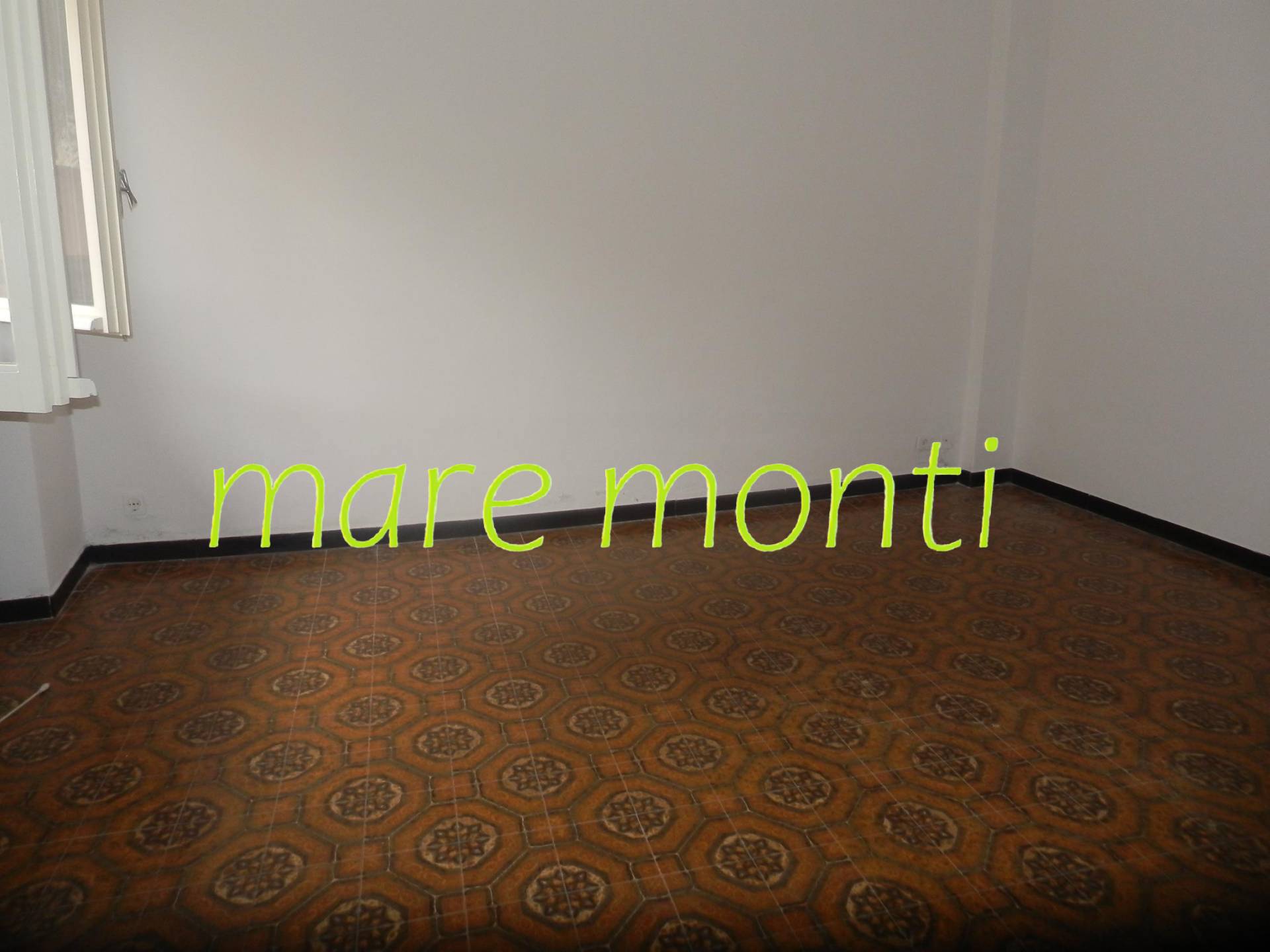 Appartamento in vendita a Savona, LeginoZinola