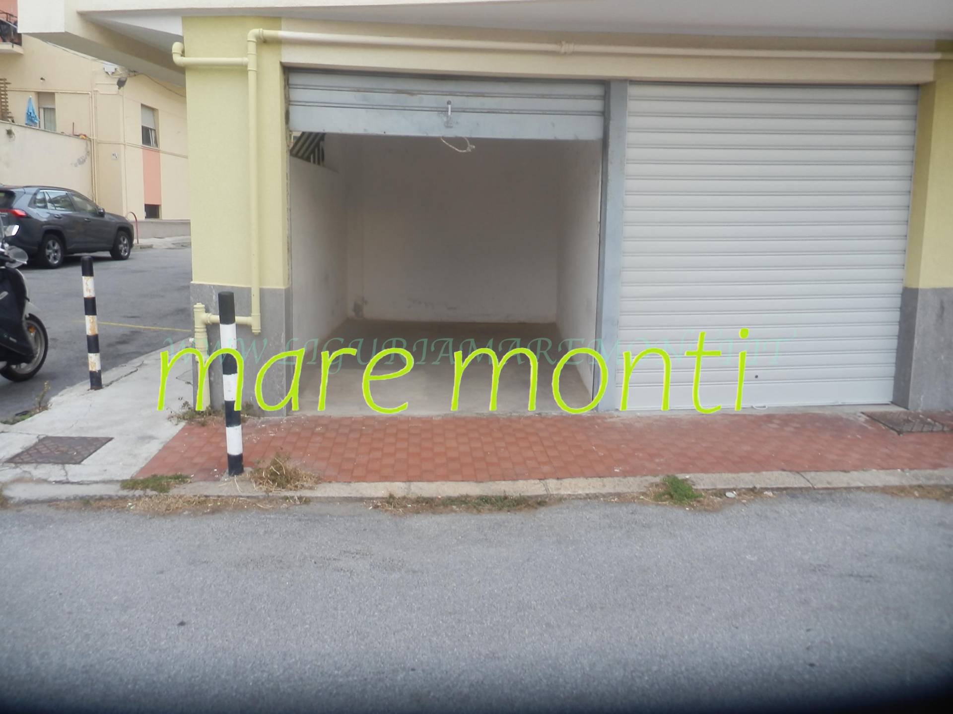 Box o garage in vendita a Savona, LeginoZinola