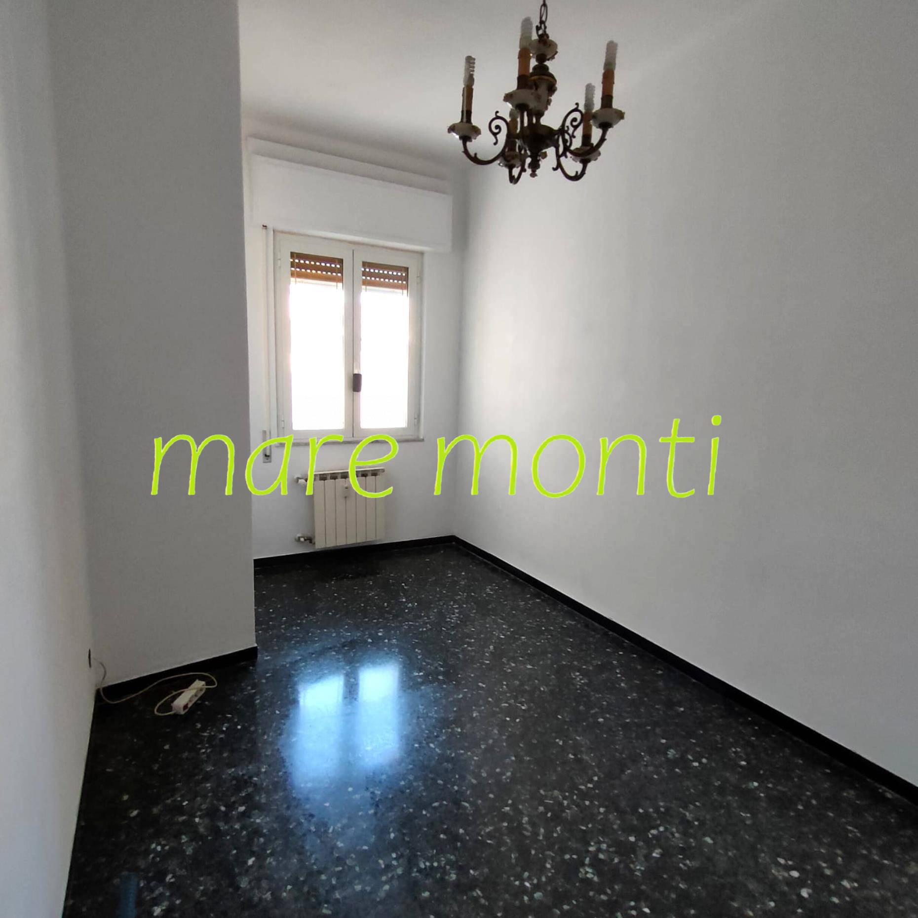 Appartamento in vendita a Savona, LeginoZinola