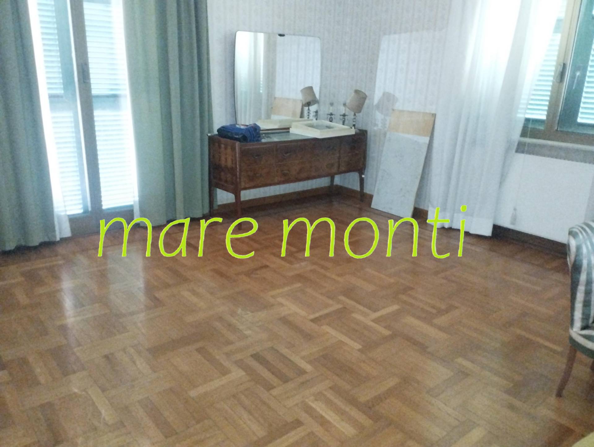Appartamento in vendita a Savona, Centro