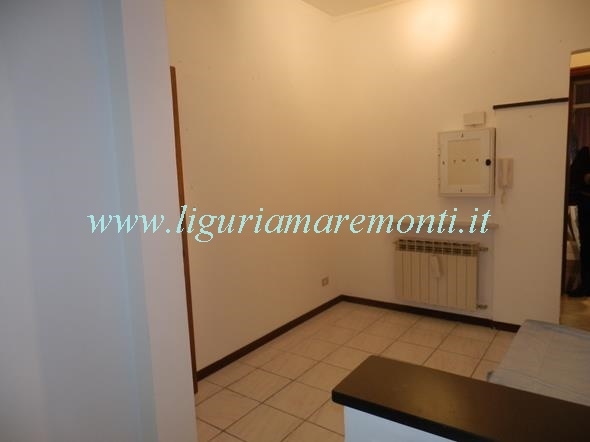 Appartamento in vendita a Savona, Centro storico