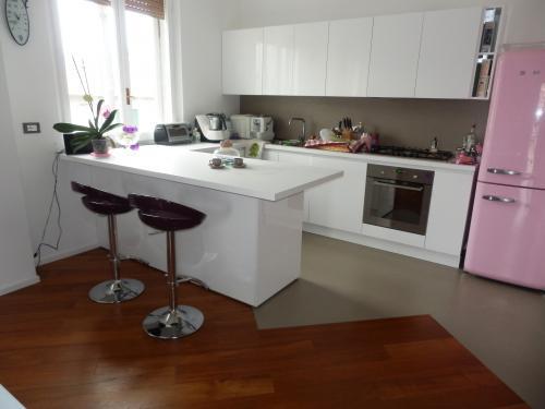 Appartamento in vendita a Savona, Valloria