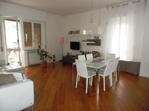 Appartamento in vendita a Savona, Valloria