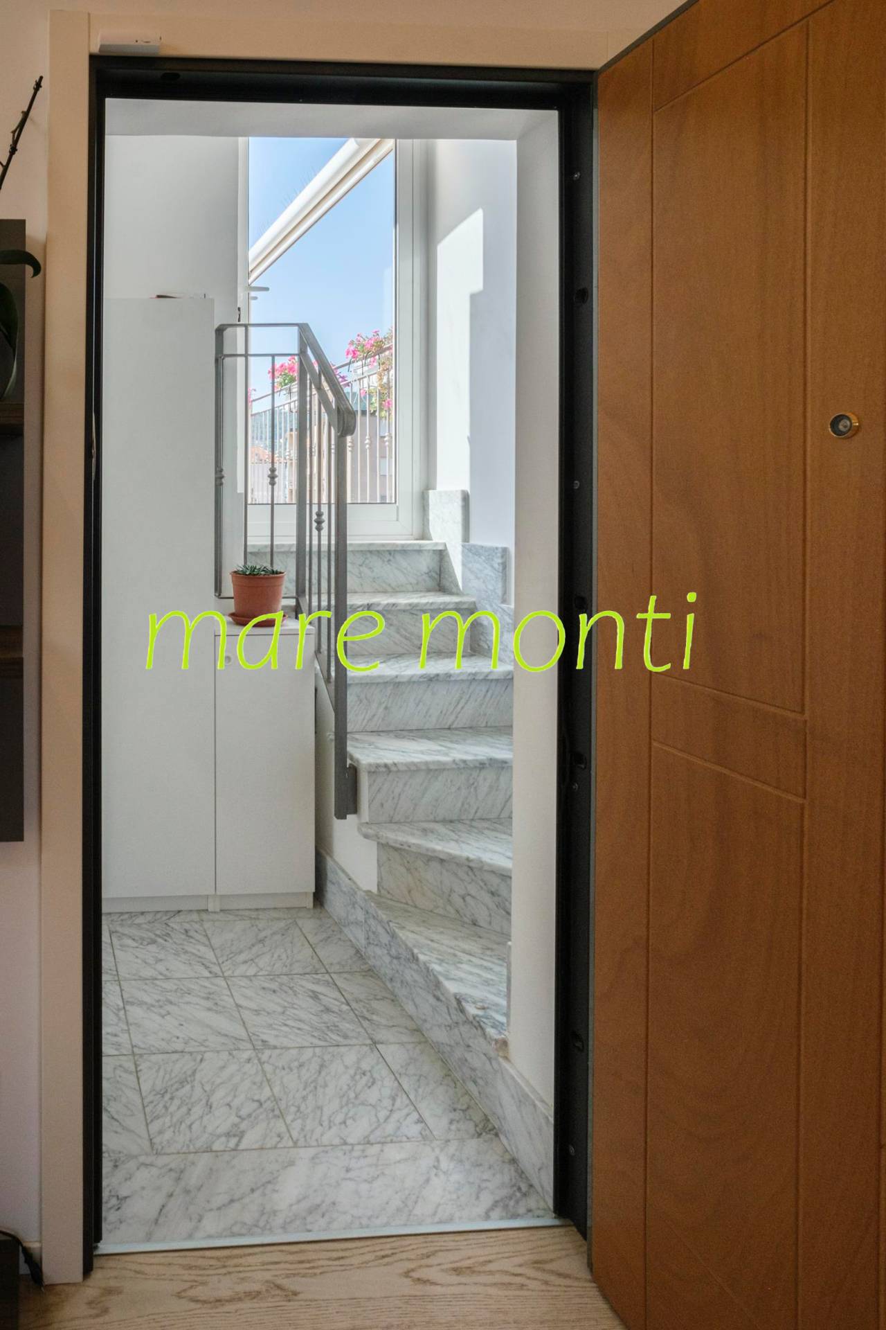 Appartamento in vendita a Savona, LeginoZinola