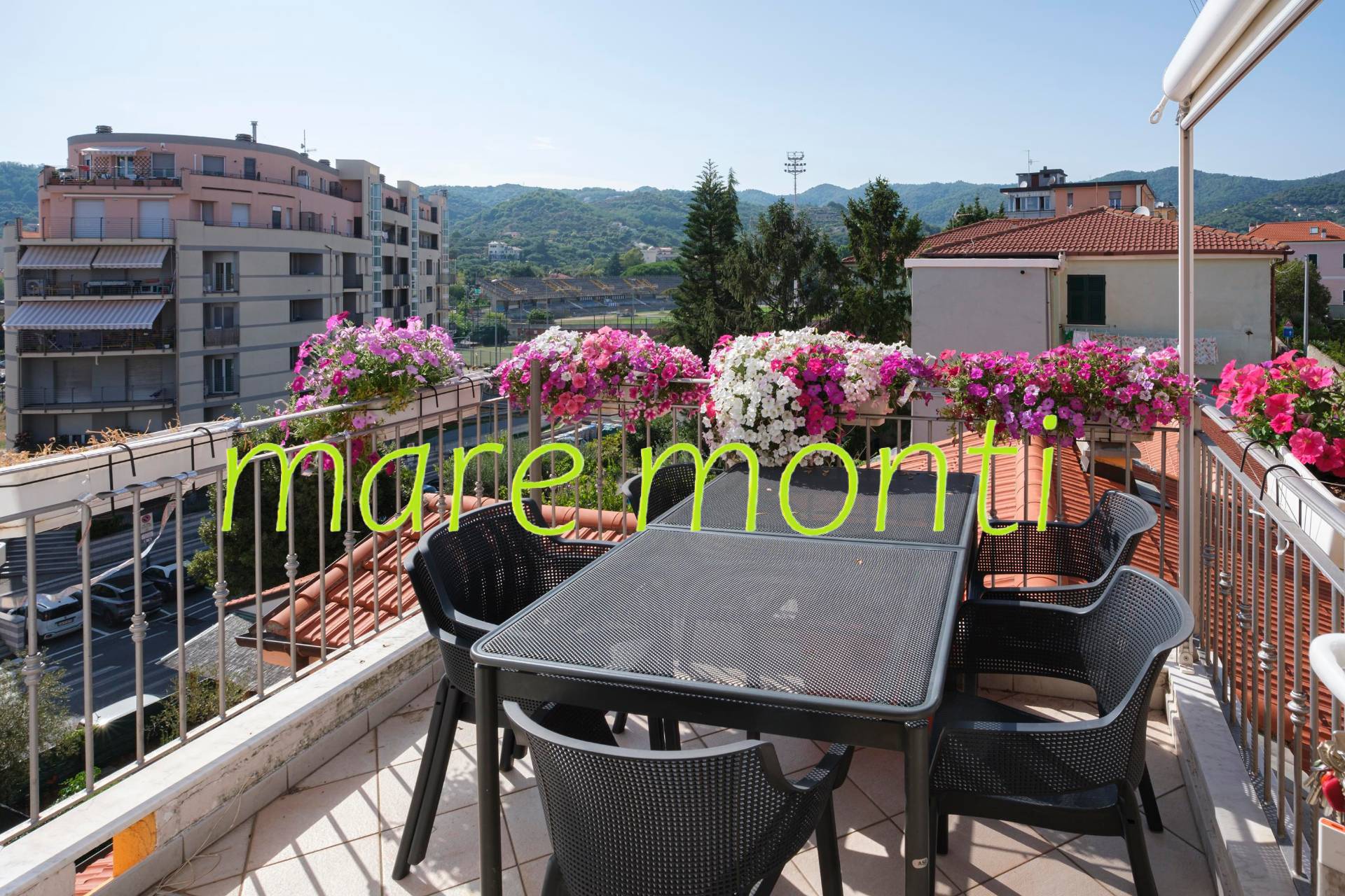 Appartamento in vendita a Savona, LeginoZinola
