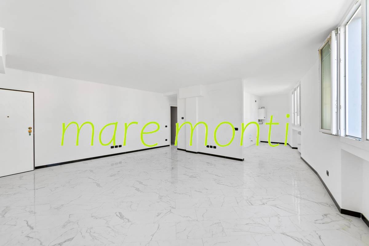 Appartamento in vendita a Savona, LeginoZinola