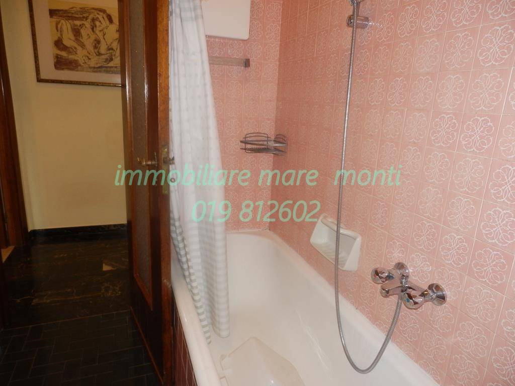 Appartamento in affitto a Savona, Valloria