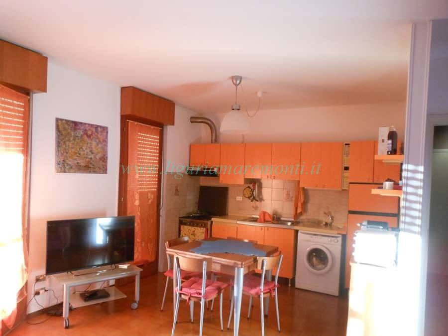 Appartamento in affitto a Savona, Lavagnola