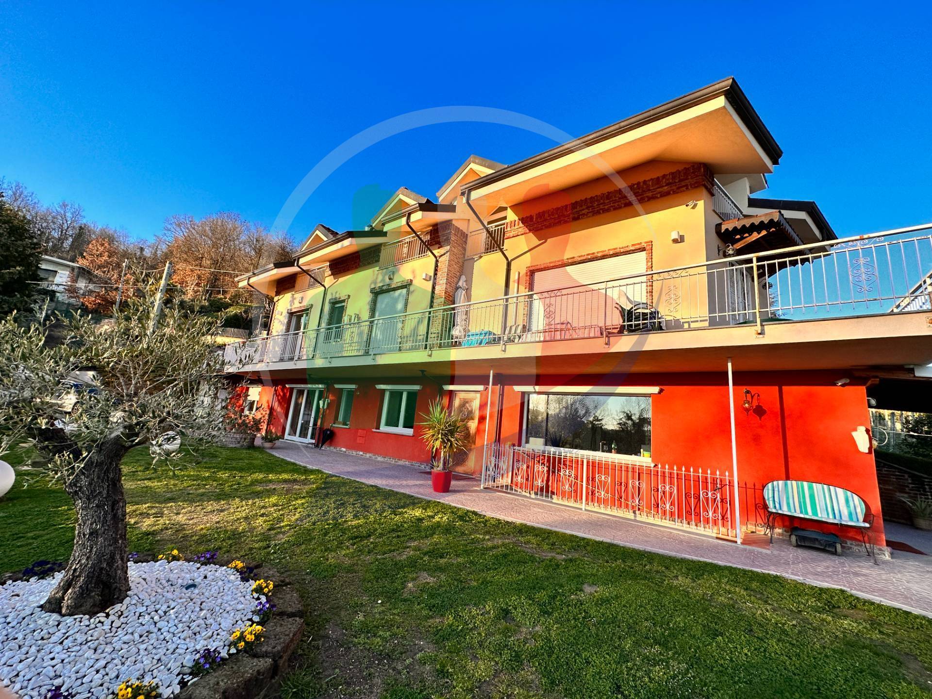 Villa in vendita a Moncalieri, Revigliasco