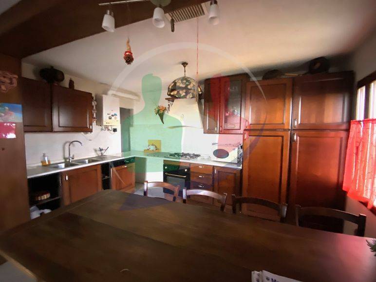 Rustico in vendita a Bagnolo Piemonte