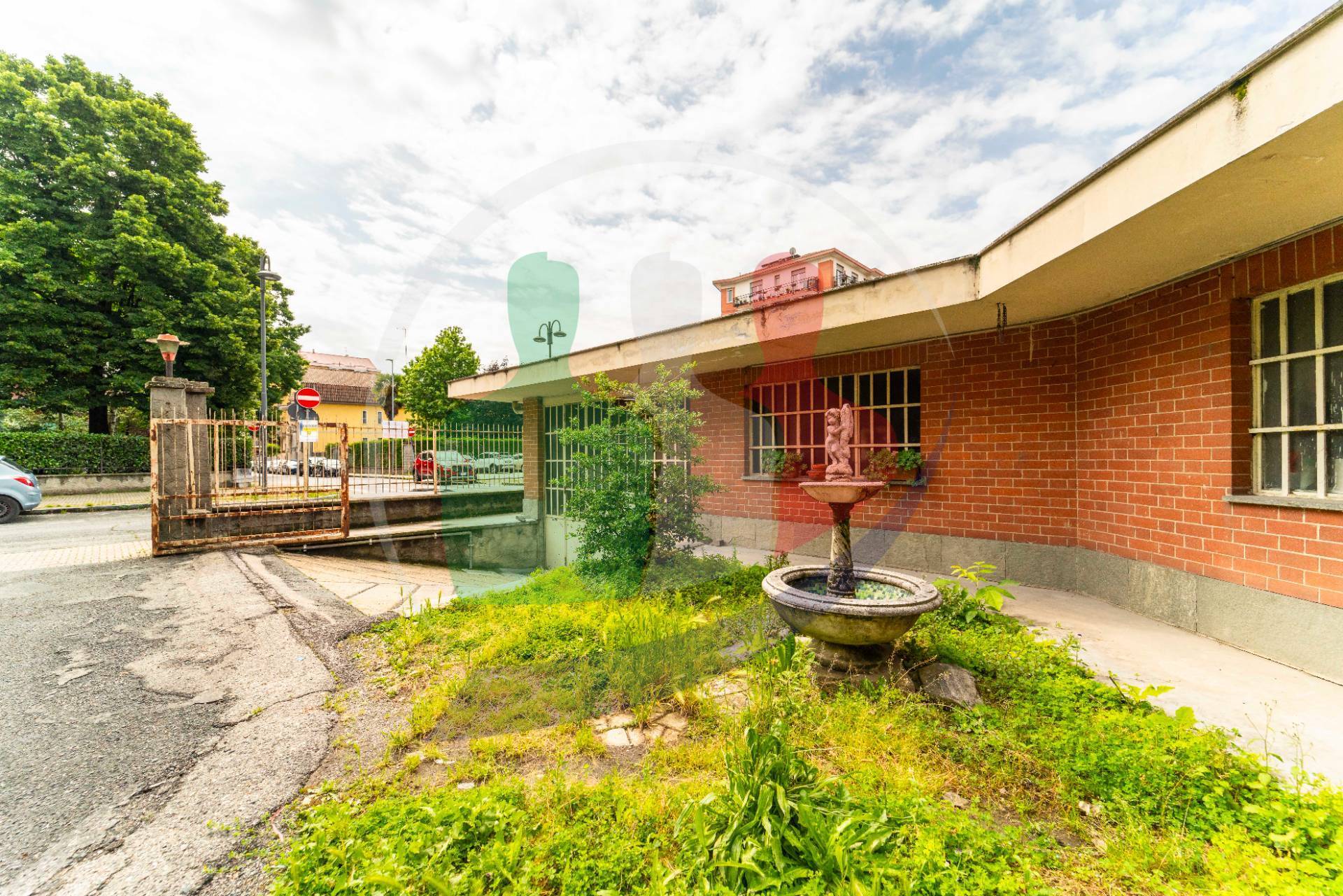 Magazzino in vendita a Nichelino