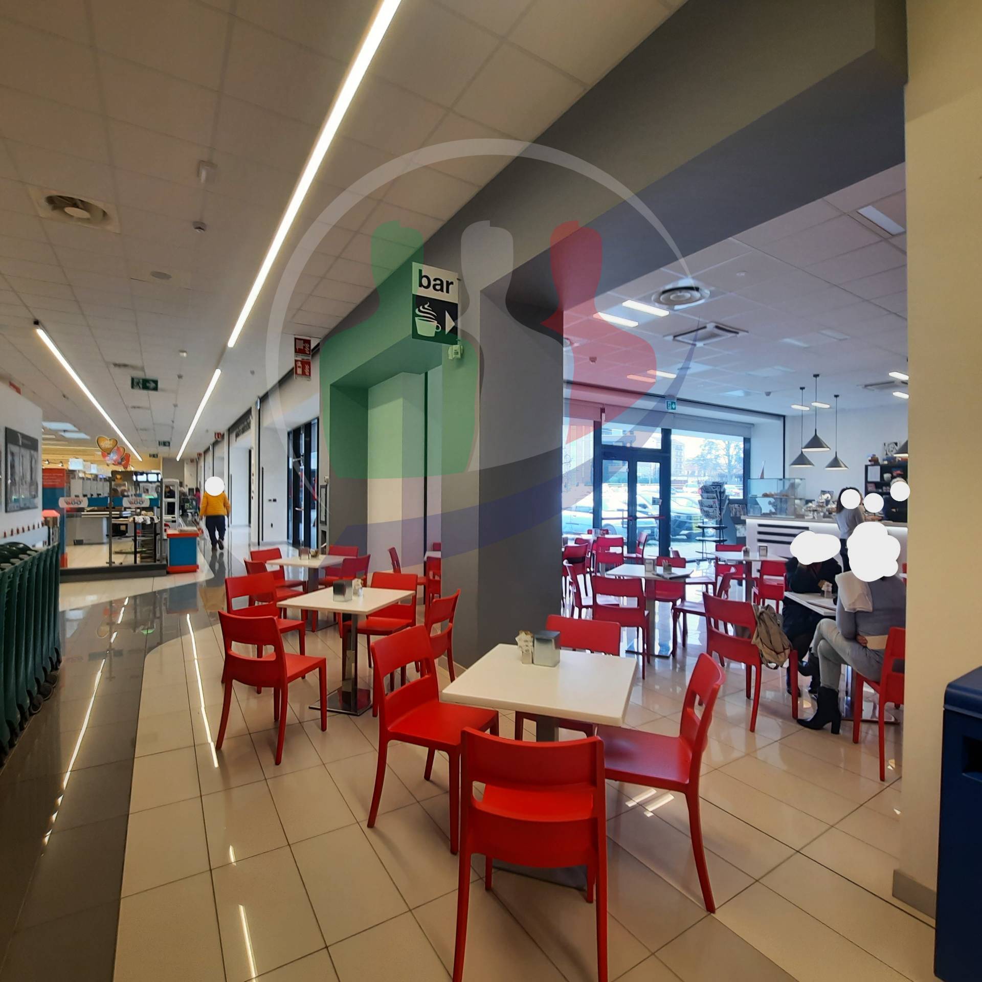 Bar in vendita a Chieri