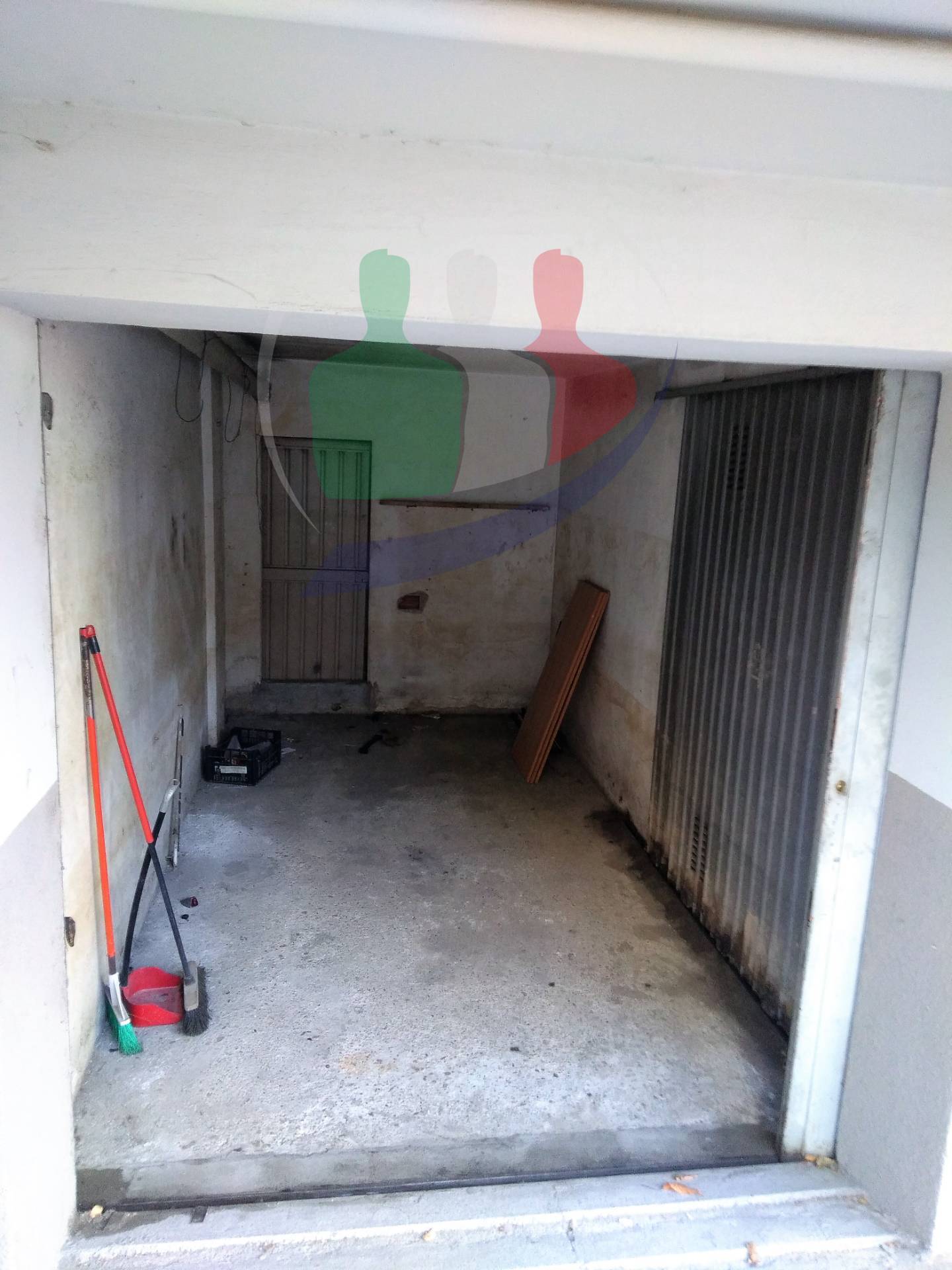 Box o garage in vendita a Moncalieri, San Pietro