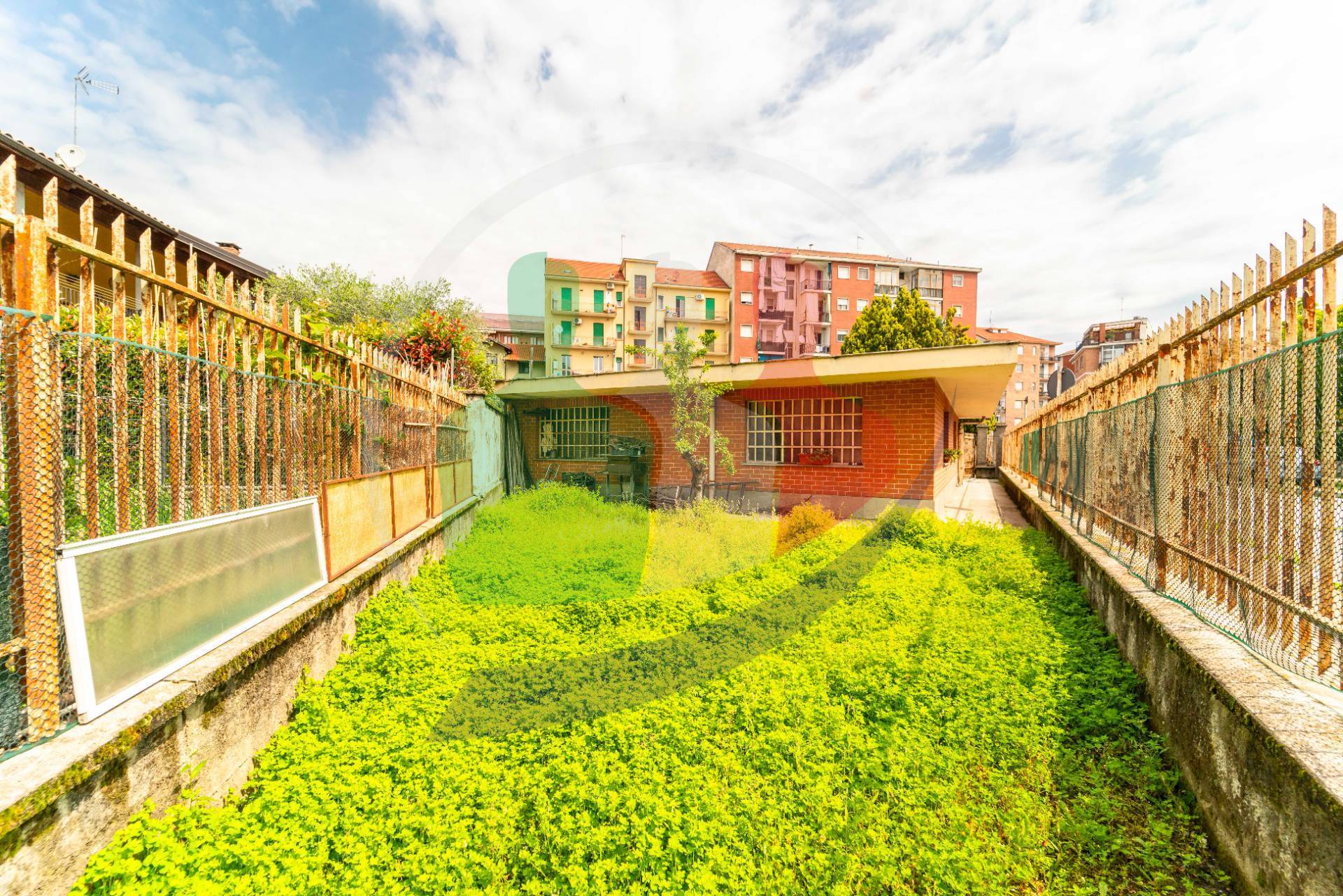 Magazzino in vendita a Nichelino