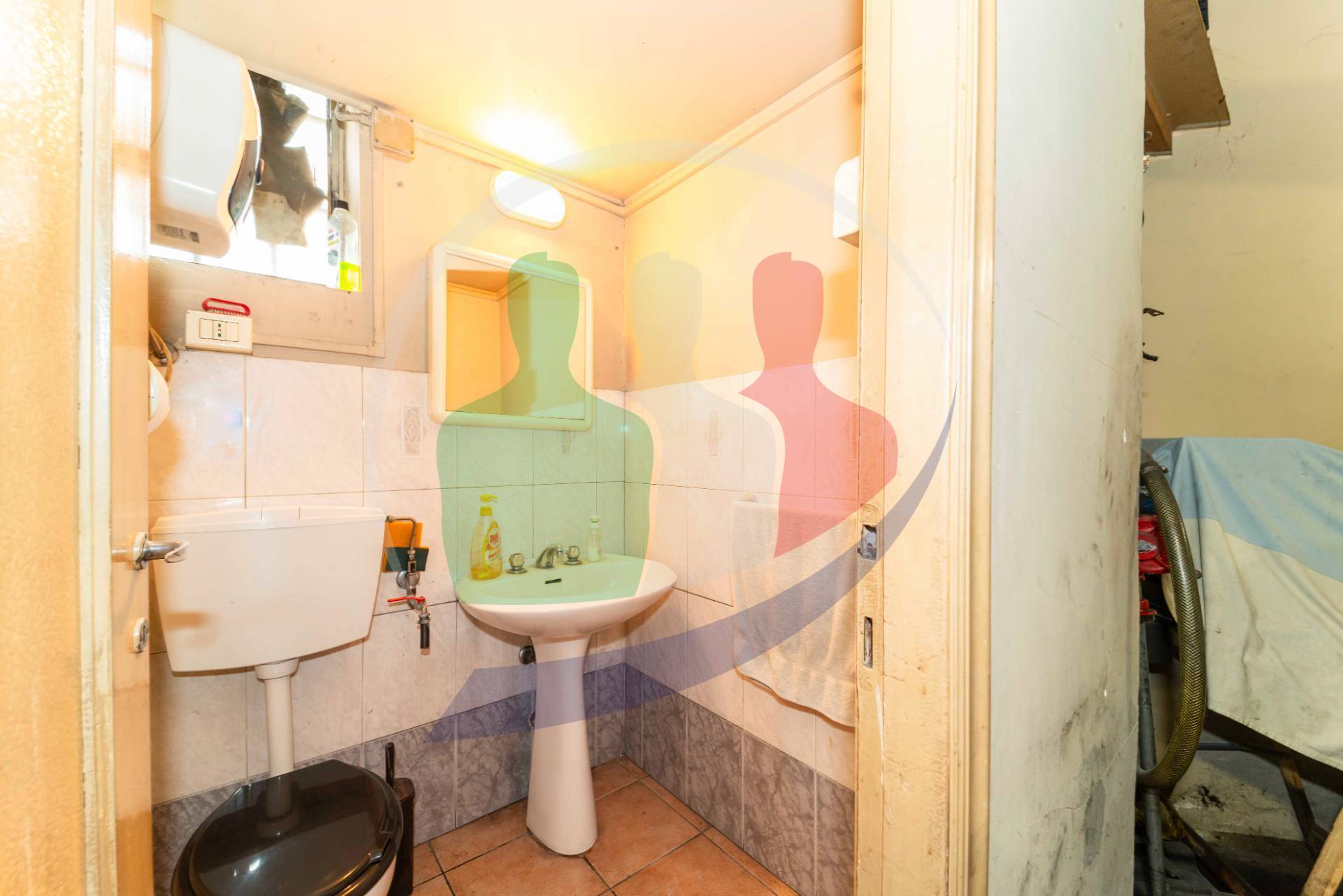 Magazzino in vendita a Nichelino