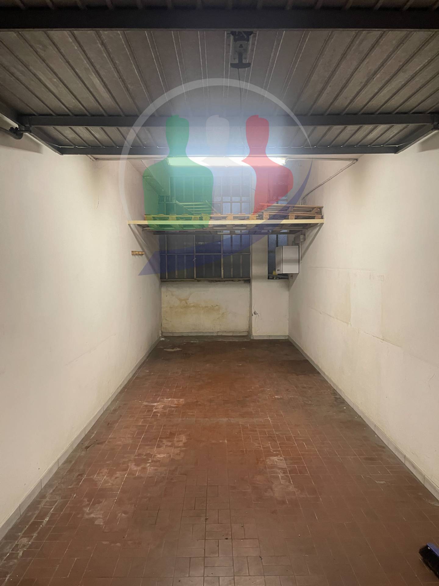 Box o garage in vendita a Torino, San Salvario