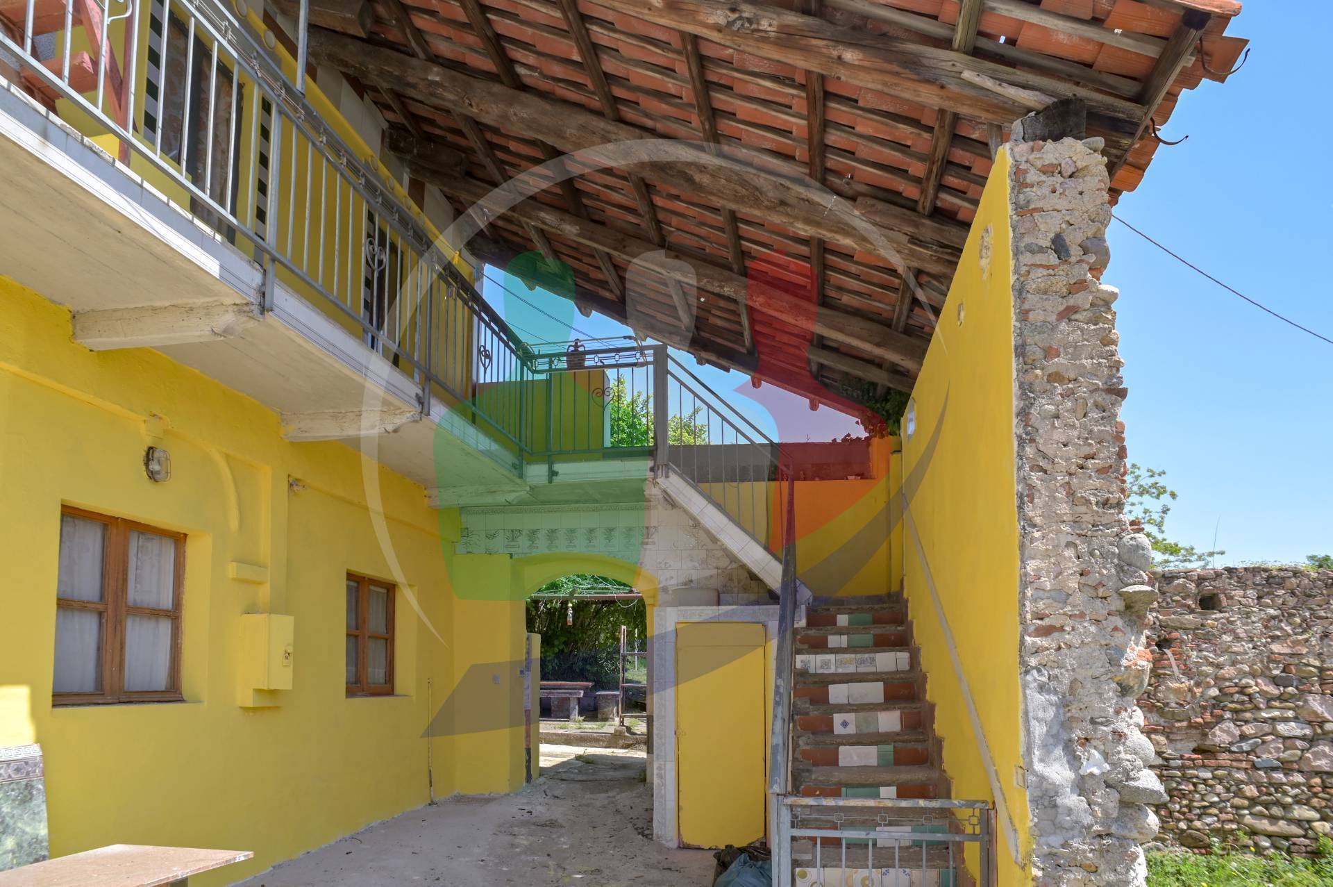 Cascina/Casale in vendita a Castellamonte, Spineto