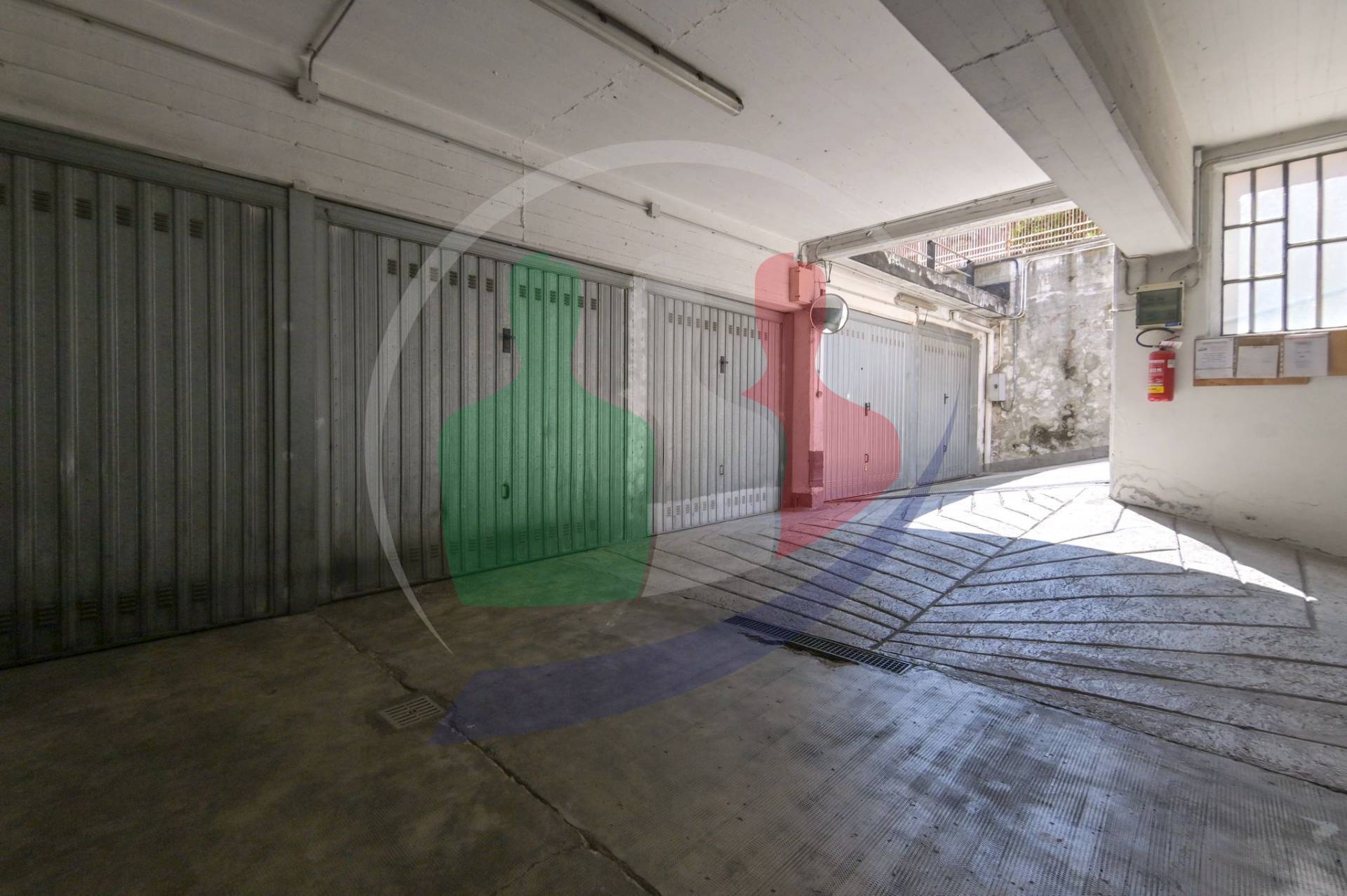 Box o garage in vendita a Torino