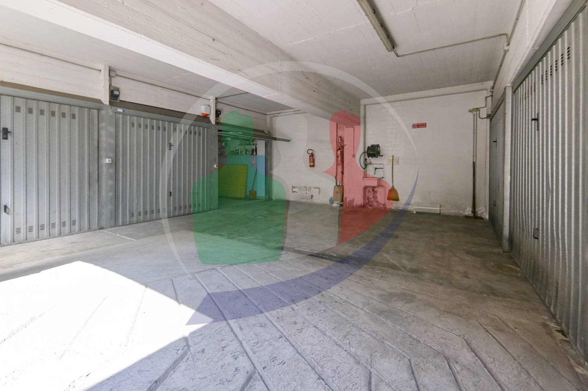 Box o garage in vendita a Torino