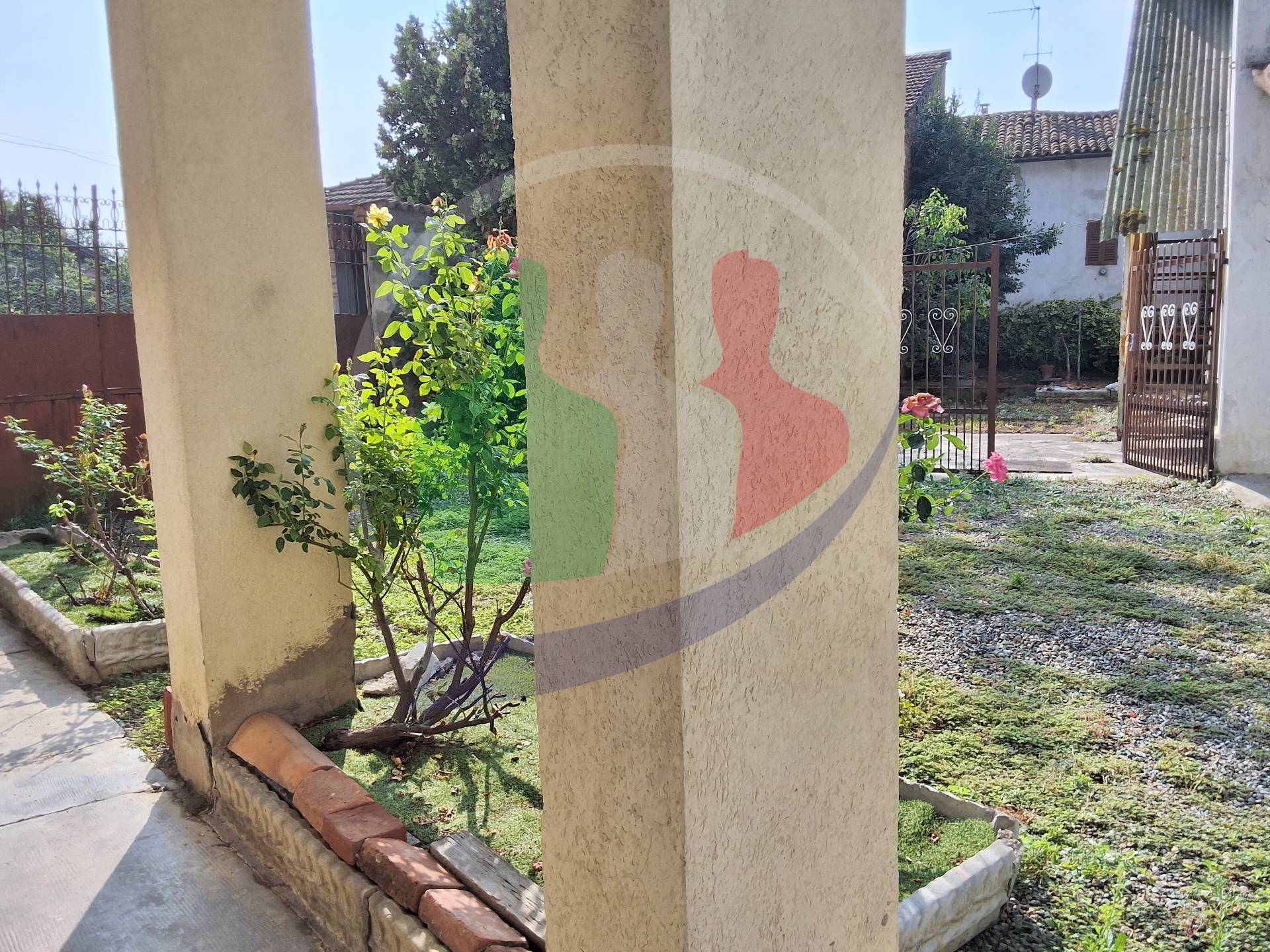 Casa Indipendente in vendita a Carentino