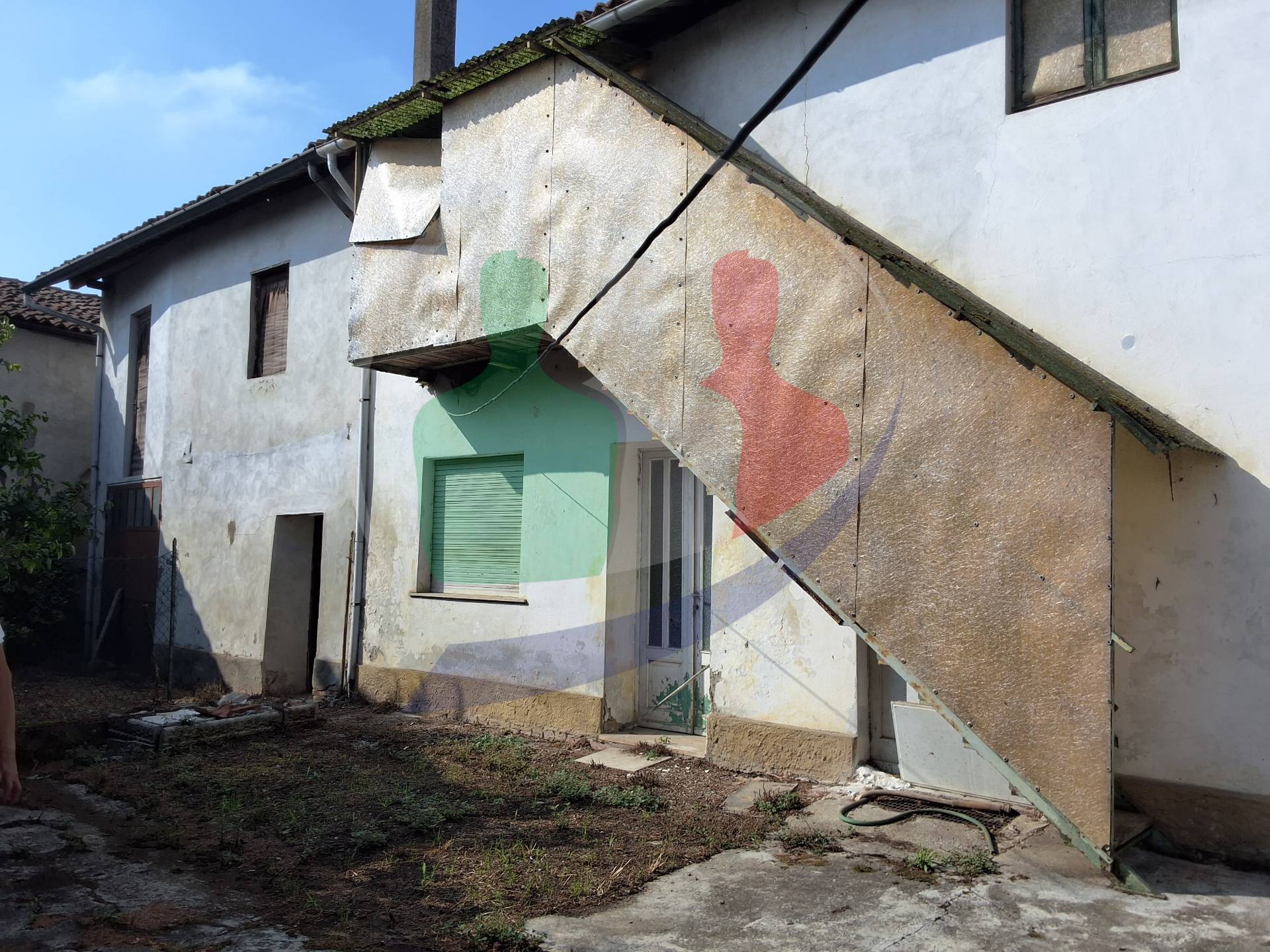Casa Indipendente in vendita a Carentino