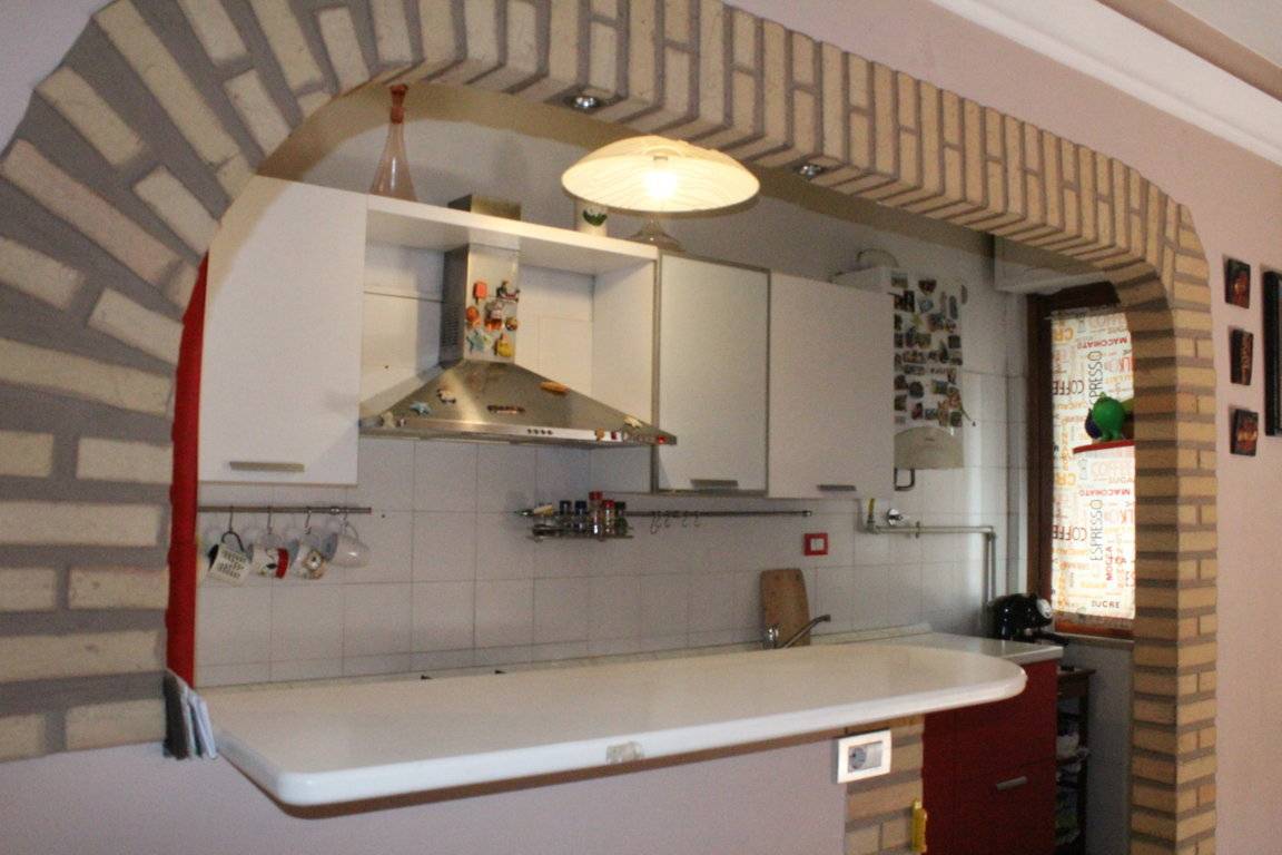 Appartamento in vendita a Cappelle sul Tavo