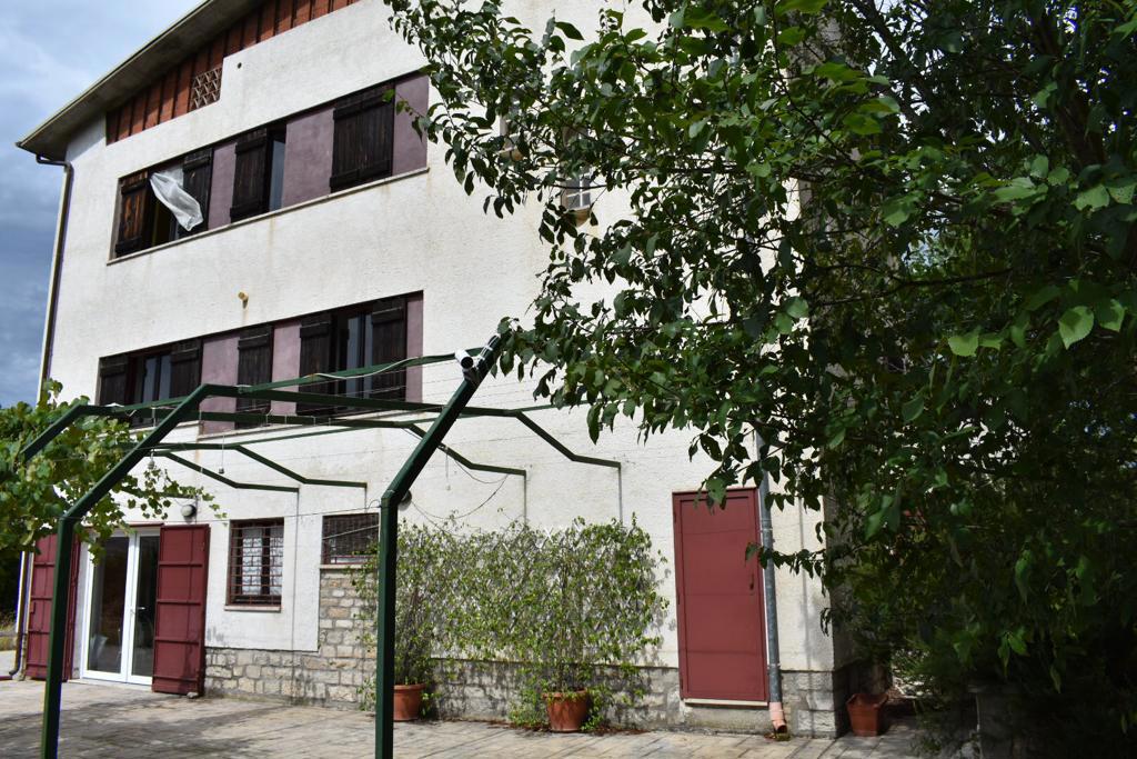 Villa in vendita a Morrone del Sannio