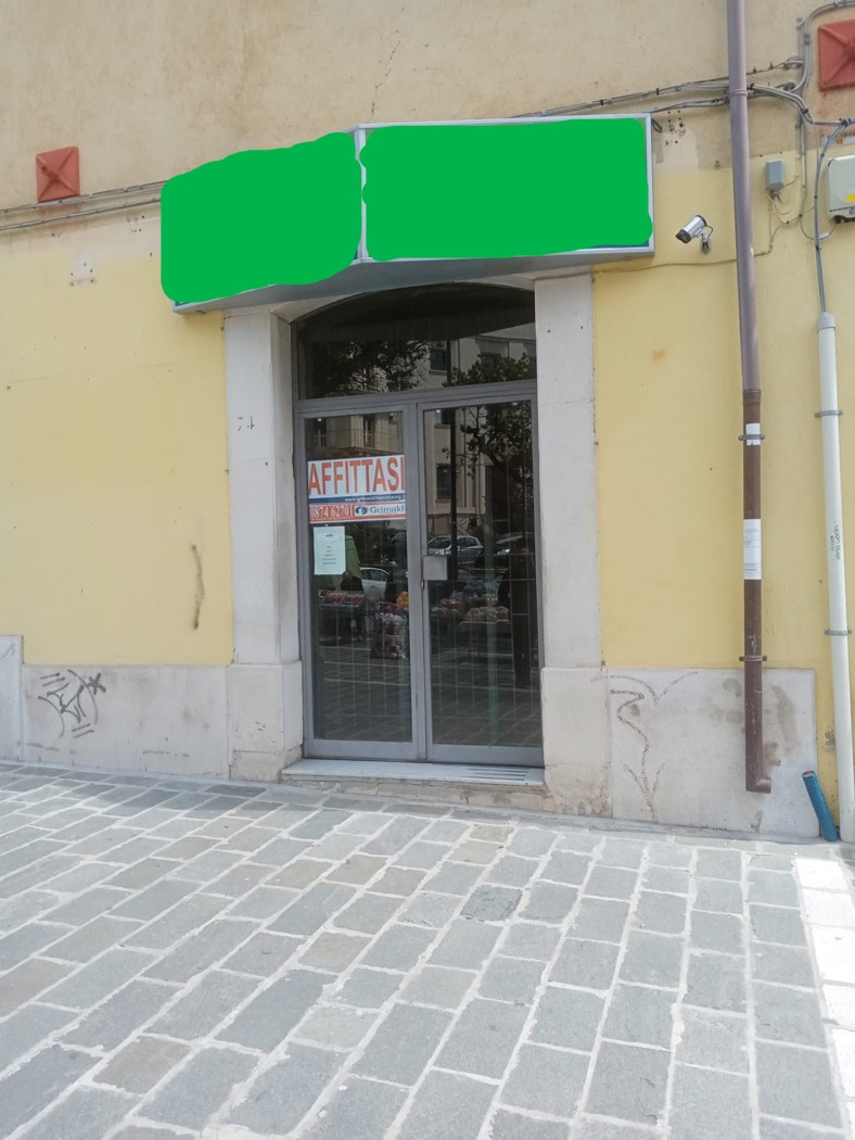 Negozio in affitto a Campobasso