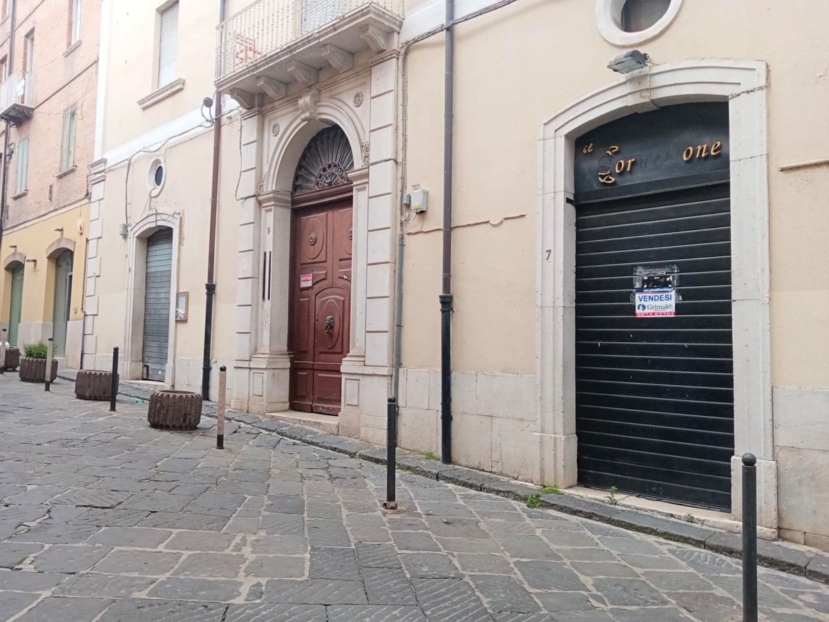 Negozio in vendita a Campobasso