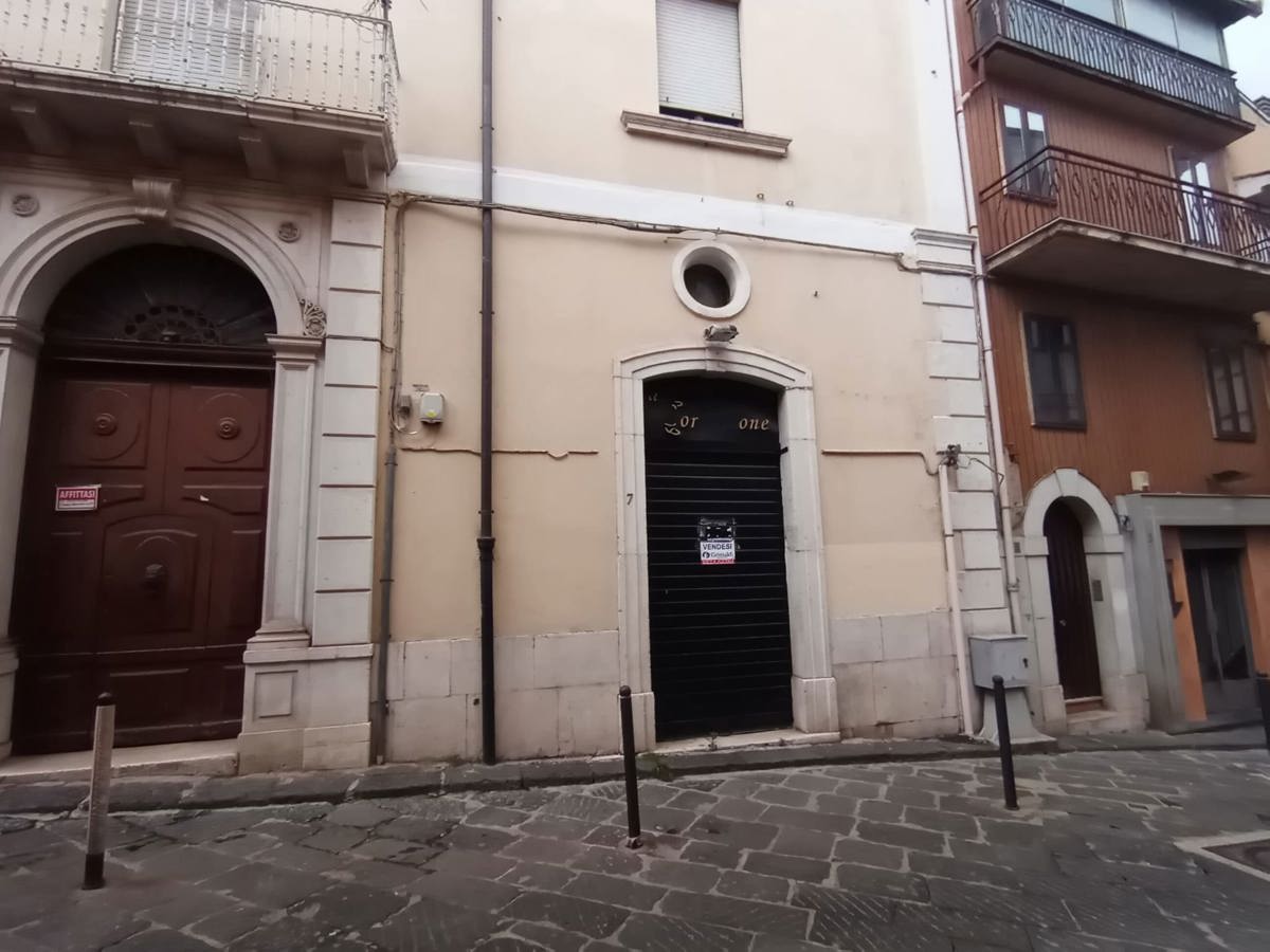 Negozio in vendita a Campobasso