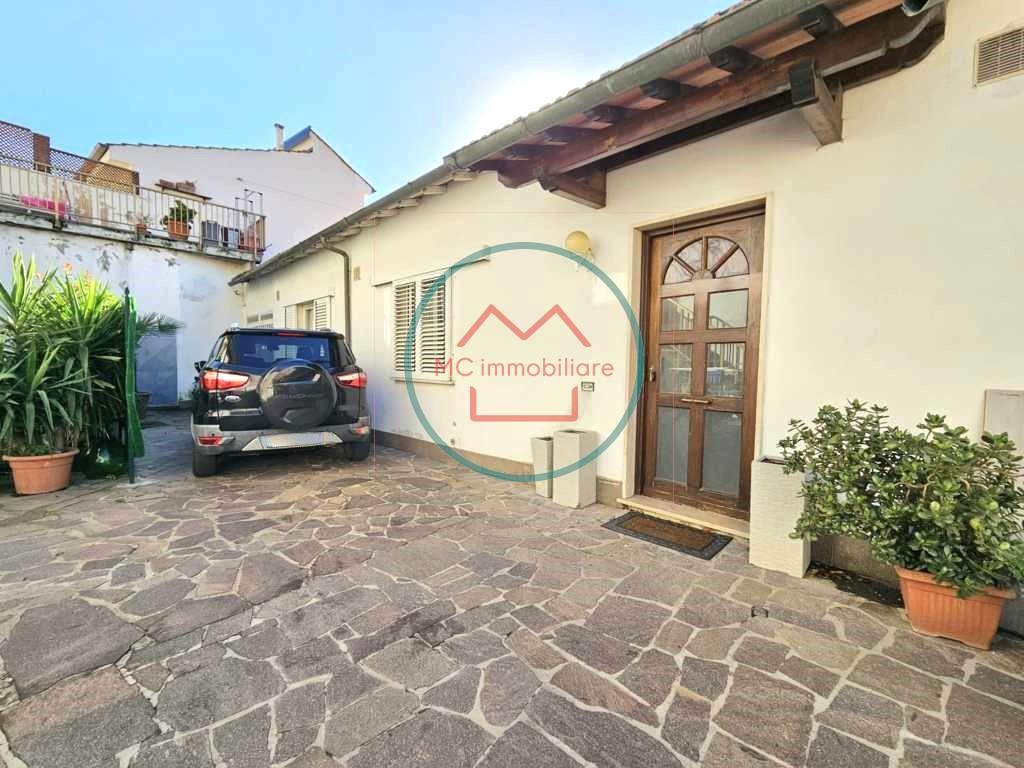 Casa indipendente in vendita a Montecatini-Terme