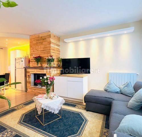 Villa con giardino a Uzzano