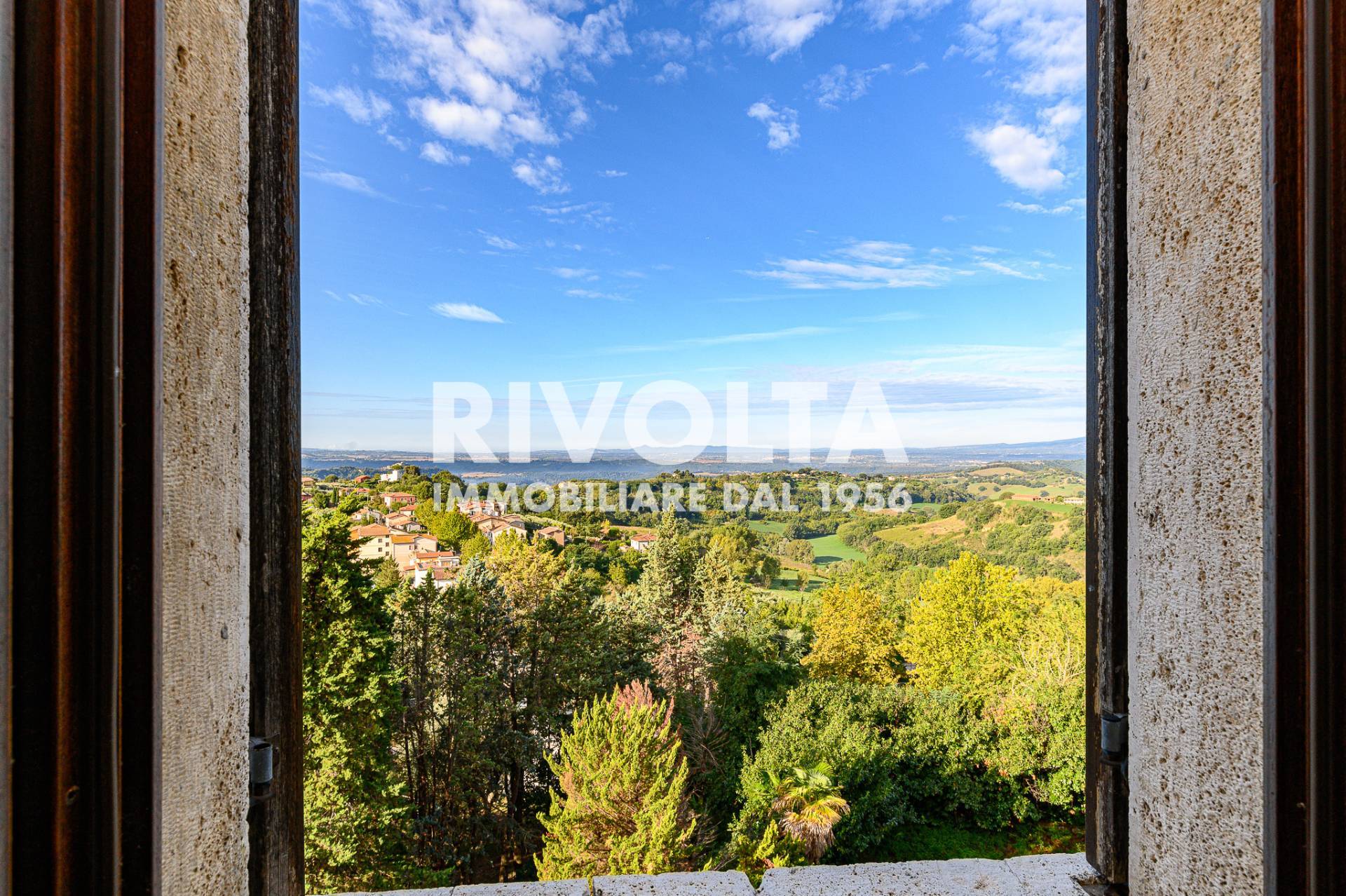 Edificio in vendita a Collevecchio